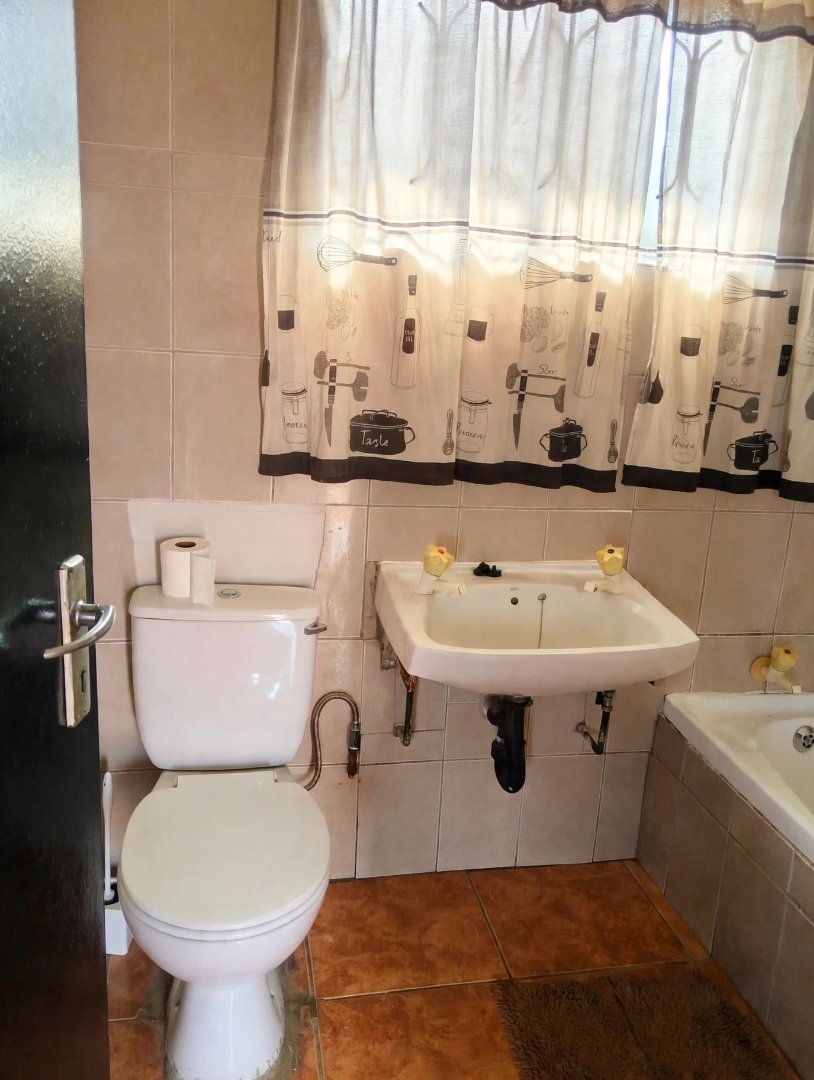 2 Bedroom Property for Sale in Mabopane North West